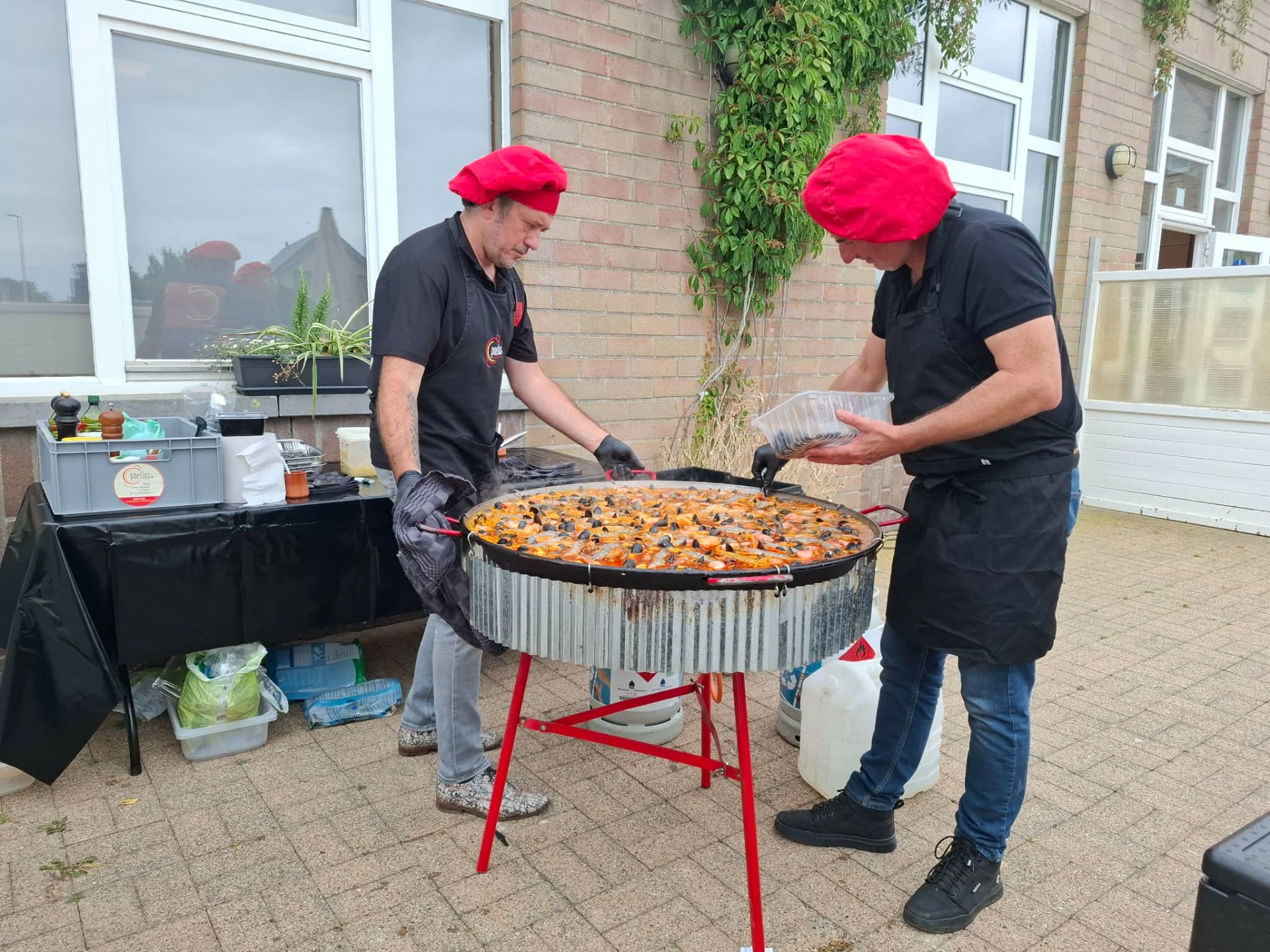 Onze paellabakkers 